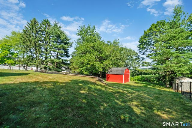26 Corbin Road, Hamden, CT 06517