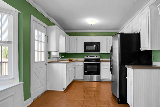 129 Melrose Place, Moncks Corner, SC 29461