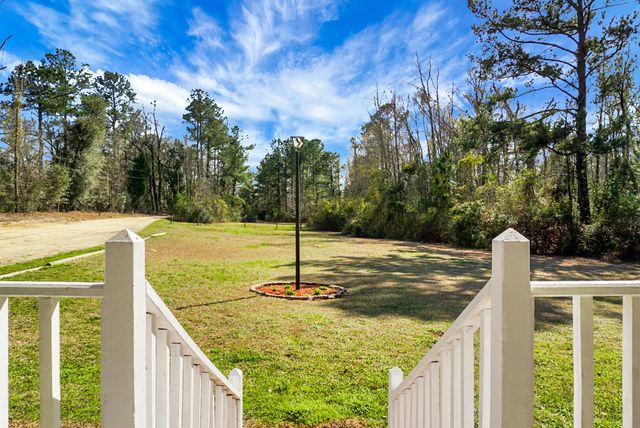 129 Melrose Place, Moncks Corner, SC 29461