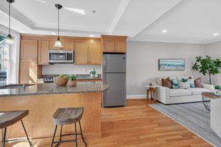 122-124 Charles St 124-1, Cambridge, MA 02141