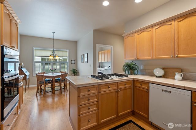 5306 58th Avenue Ct W, University Place, WA 98467