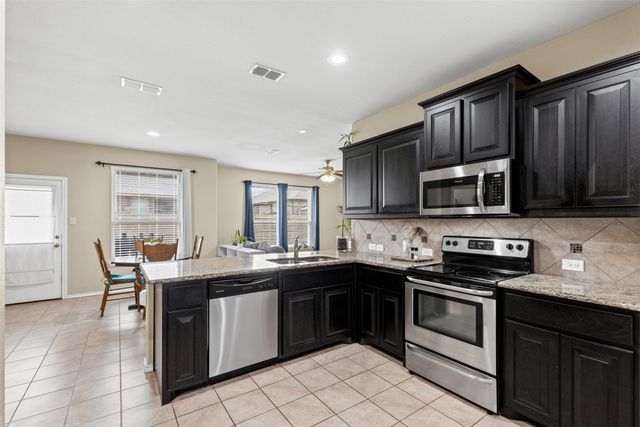 1721 Cross Creek Lane, Cleburne, TX 76033