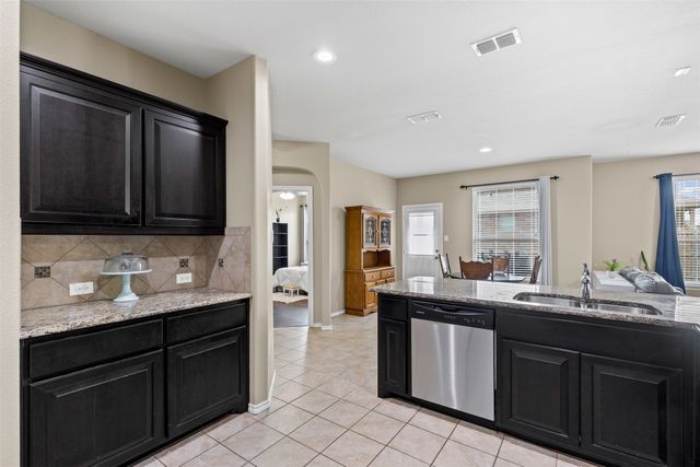 1721 Cross Creek Lane, Cleburne, TX 76033