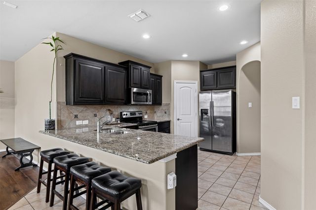 1721 Cross Creek Lane, Cleburne, TX 76033