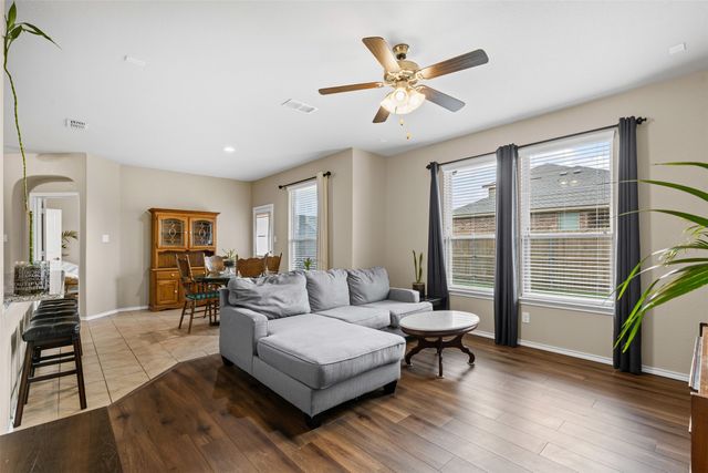 1721 Cross Creek Lane, Cleburne, TX 76033