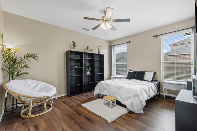 1721 Cross Creek Lane, Cleburne, TX 76033