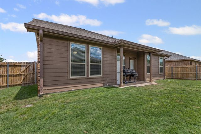 1721 Cross Creek Lane, Cleburne, TX 76033