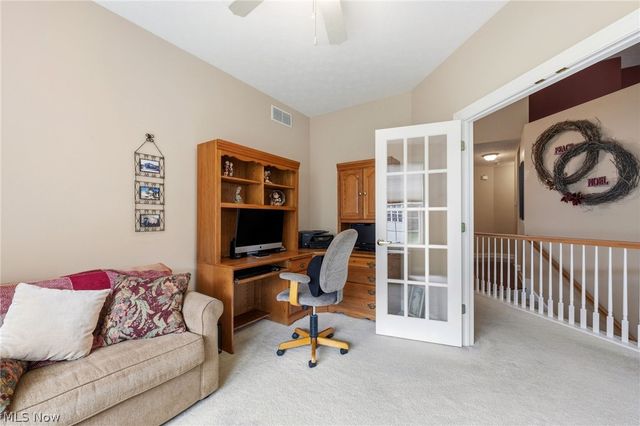 11512 Coopers Run, Strongsville, OH 44149