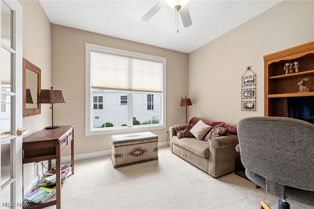 11512 Coopers Run, Strongsville, OH 44149