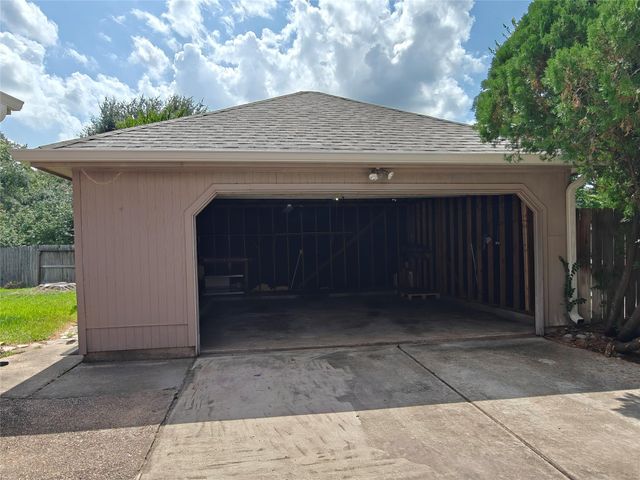 3446 Mimosa Way, Sugar Land, TX 77479