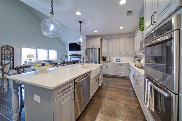 6988 Flagstone Way, Flowery Branch, GA 30542