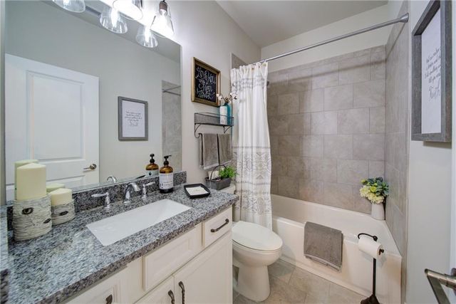 6988 Flagstone Way, Flowery Branch, GA 30542