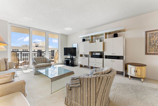 1149 Hillsboro Mile 1008, Hillsboro Beach, FL 33062