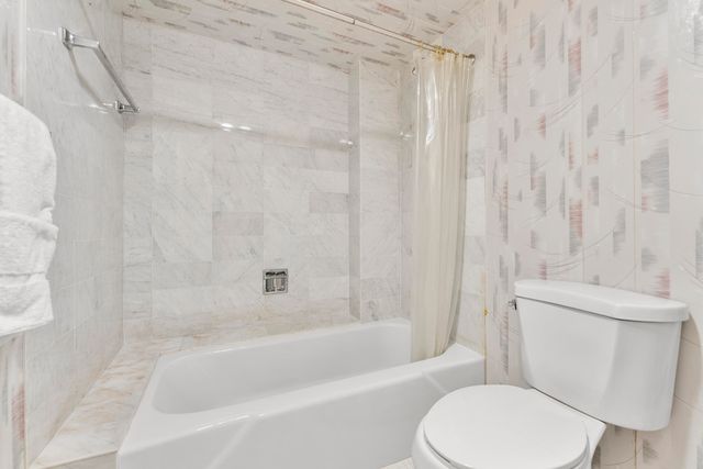 1149 Hillsboro Mile 1008, Hillsboro Beach, FL 33062