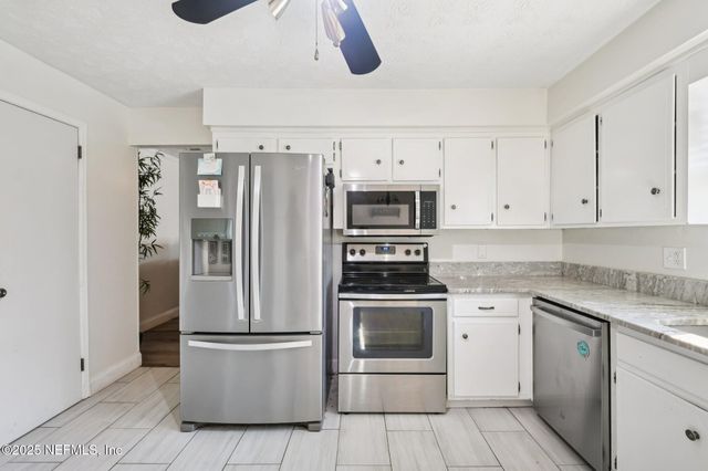 5512 JACKSON Avenue, Orange Park, FL 32073