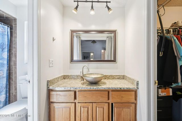 5512 JACKSON Avenue, Orange Park, FL 32073