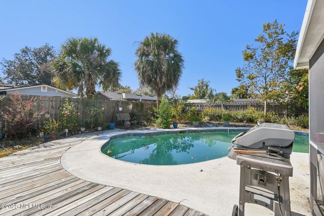 5512 JACKSON Avenue, Orange Park, FL 32073