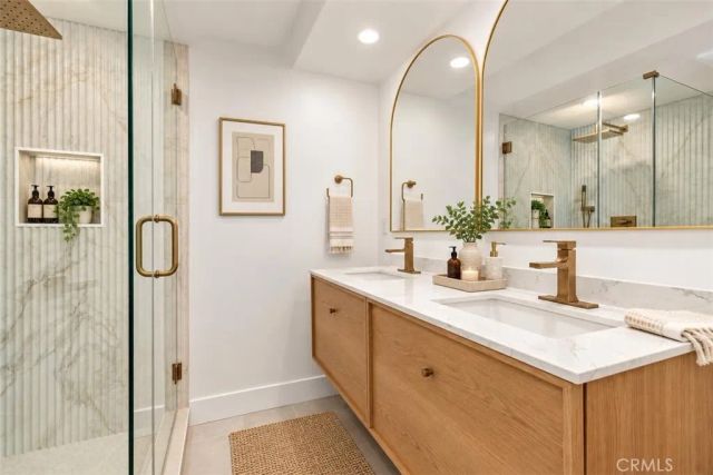 319 62nd, Newport Beach, CA 92663