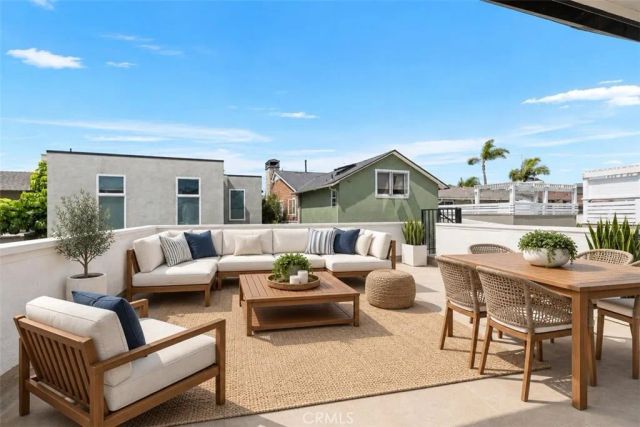 319 62nd, Newport Beach, CA 92663