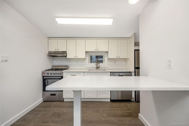 195 Oceanview, Long Beach, NY 11561