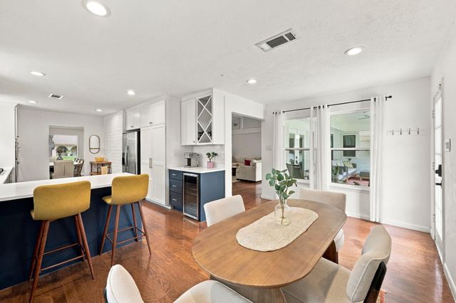 11307 Valley Spring Drive, Houston, TX 77043