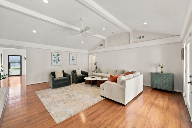 11307 Valley Spring Drive, Houston, TX 77043