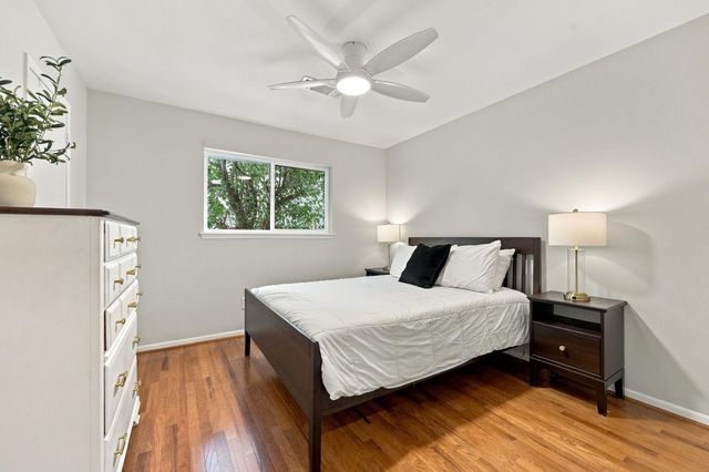 11307 Valley Spring Drive, Houston, TX 77043
