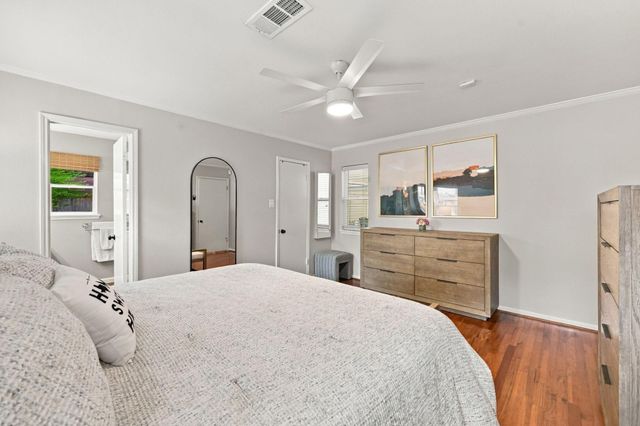 11307 Valley Spring Drive, Houston, TX 77043