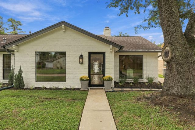 11307 Valley Spring Drive, Houston, TX 77043
