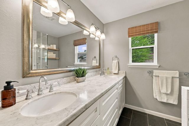 11307 Valley Spring Drive, Houston, TX 77043