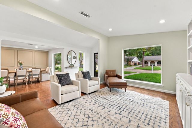 11307 Valley Spring Drive, Houston, TX 77043