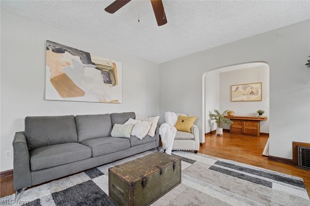 1560 Garling Avenue, Columbus, OH 43223