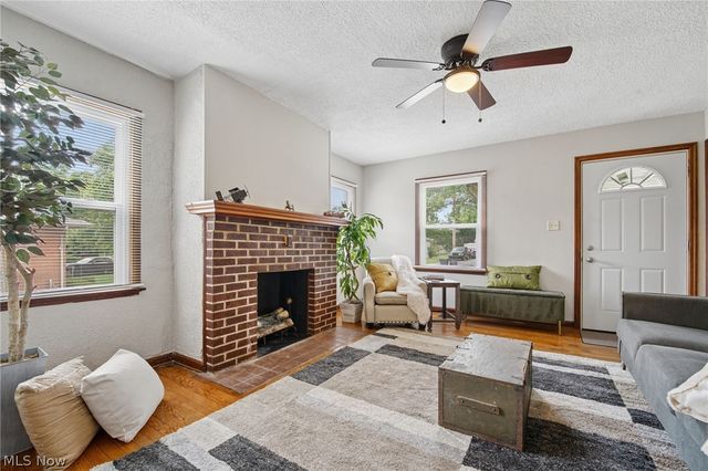 1560 Garling Avenue, Columbus, OH 43223