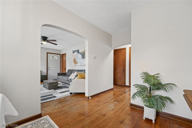 1560 Garling Avenue, Columbus, OH 43223