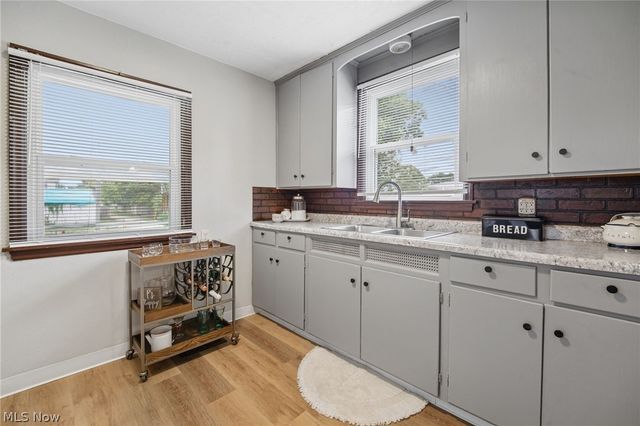 1560 Garling Avenue, Columbus, OH 43223