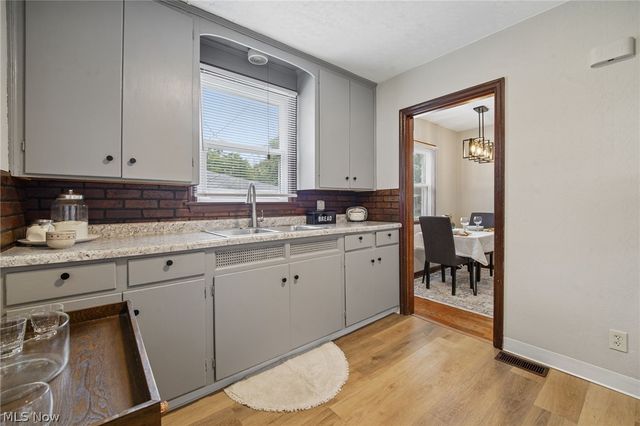 1560 Garling Avenue, Columbus, OH 43223