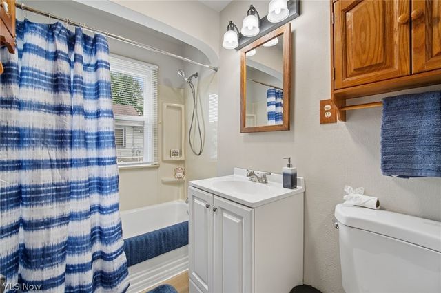 1560 Garling Avenue, Columbus, OH 43223