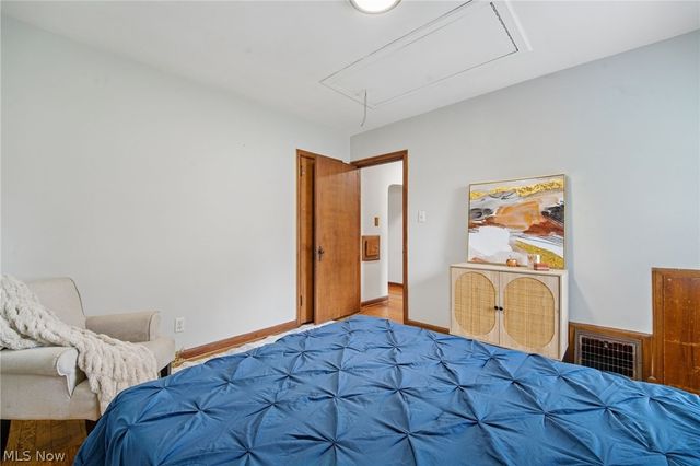 1560 Garling Avenue, Columbus, OH 43223