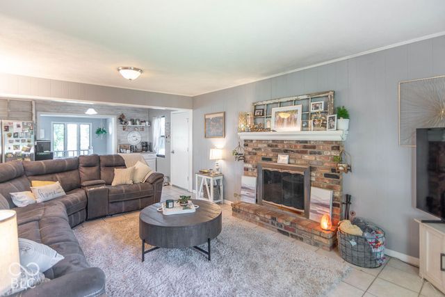 729 Balroyal Court, Indianapolis, IN 46234