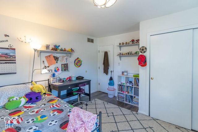 729 Balroyal Court, Indianapolis, IN 46234