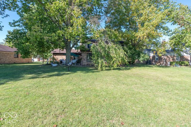 729 Balroyal Court, Indianapolis, IN 46234