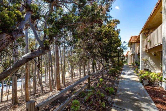 3035 Via Amador, Carlsbad, CA 92010