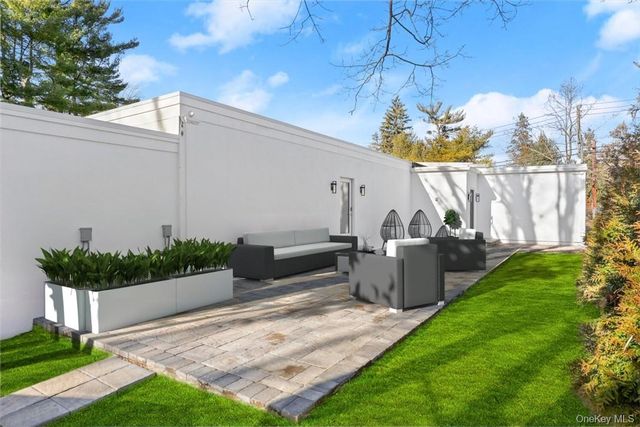 343 Purchase Street, Rye, NY 10580