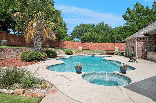 5913 Lavon Drive, Flower Mound, TX 75028