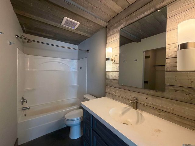 1460 Lila Ave, Baton Rouge, LA 70820