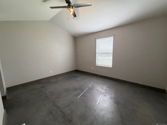 1460 Lila Ave, Baton Rouge, LA 70820