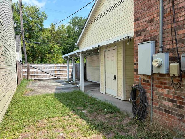 1460 Lila Ave, Baton Rouge, LA 70820