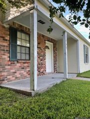 1460 Lila Ave, Baton Rouge, LA 70820