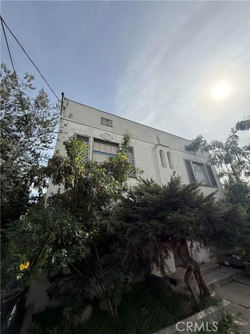 356 Laveta, Los Angeles, CA 90026