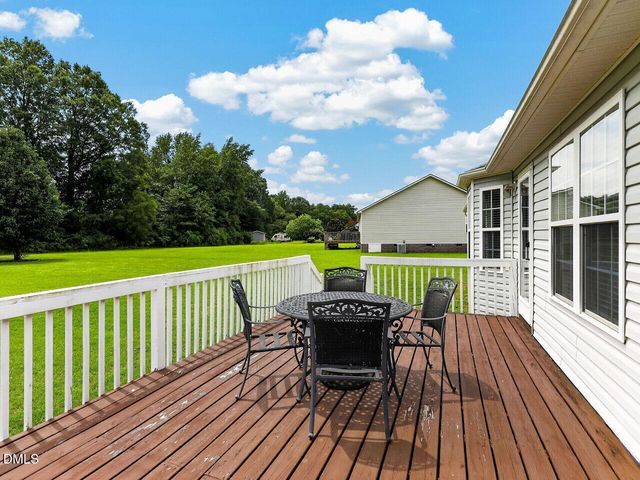 292 Middle Landing Drive, Smithfield, NC 27577